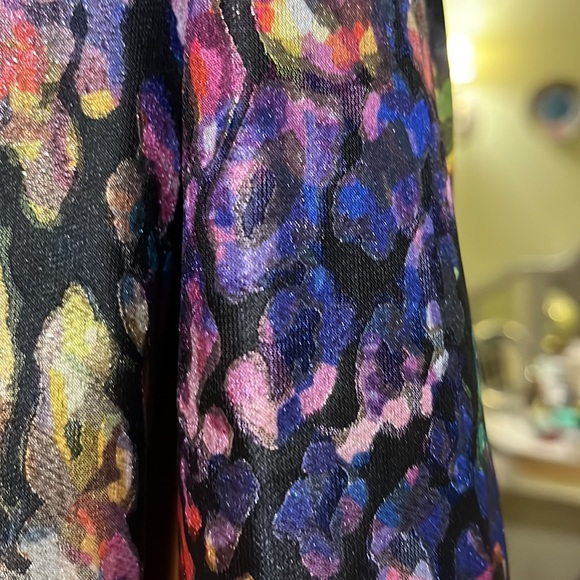 Stunning Multi color jacket Brand New, size M perfect for the Holiday! - Picture 7 of 7